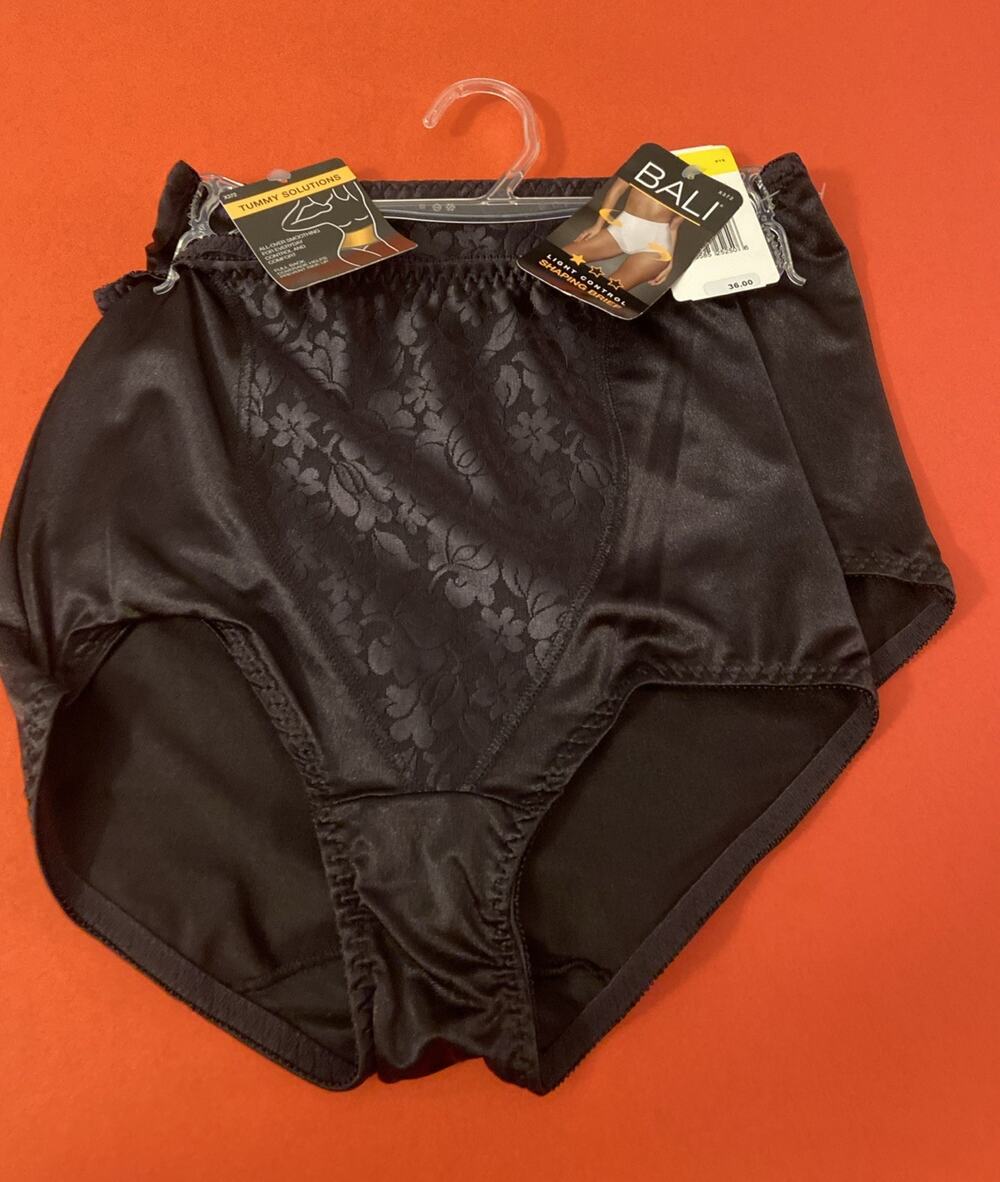 NEW! 2 PAIRS ! Bali Black Tummy Solutions Shaping Brief / MSRP $36 /Medium